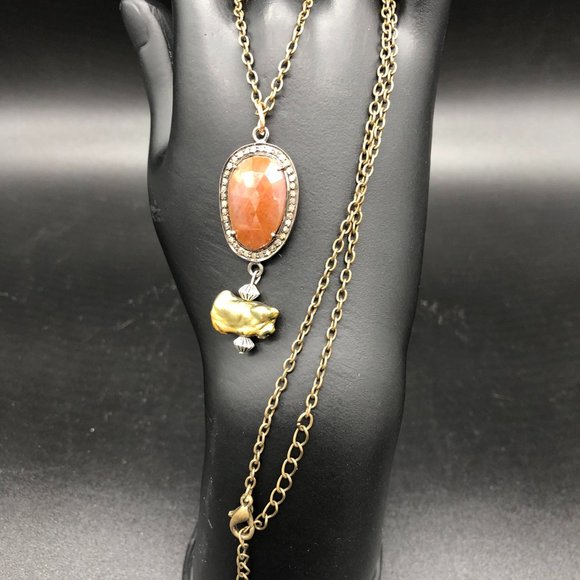 Necklace - Diamond, Sapphire, with Green Biwa Pearl - Picture 2 of 3